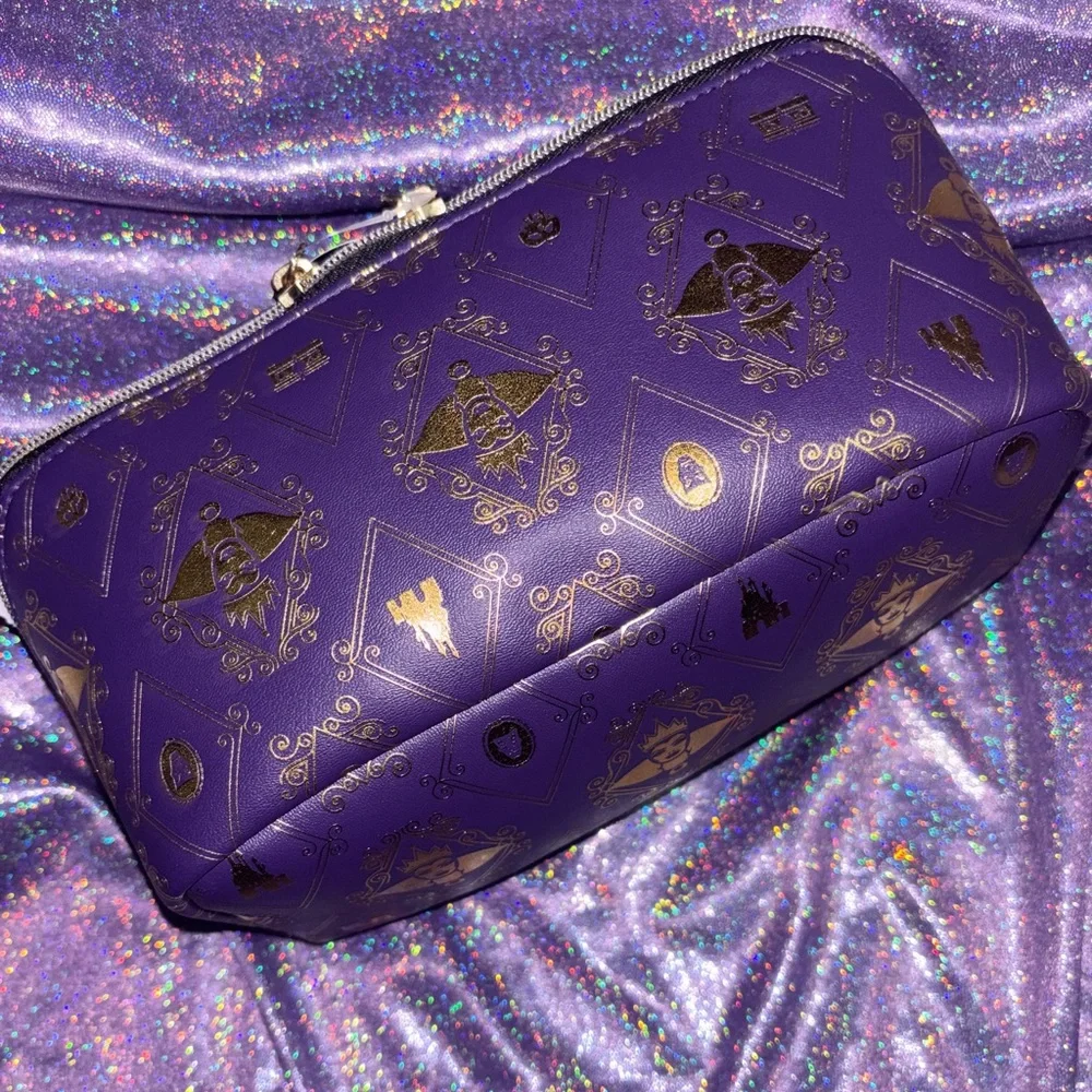 Bath & Body Works Disney Villians Evil Queen Cosmetic Bag